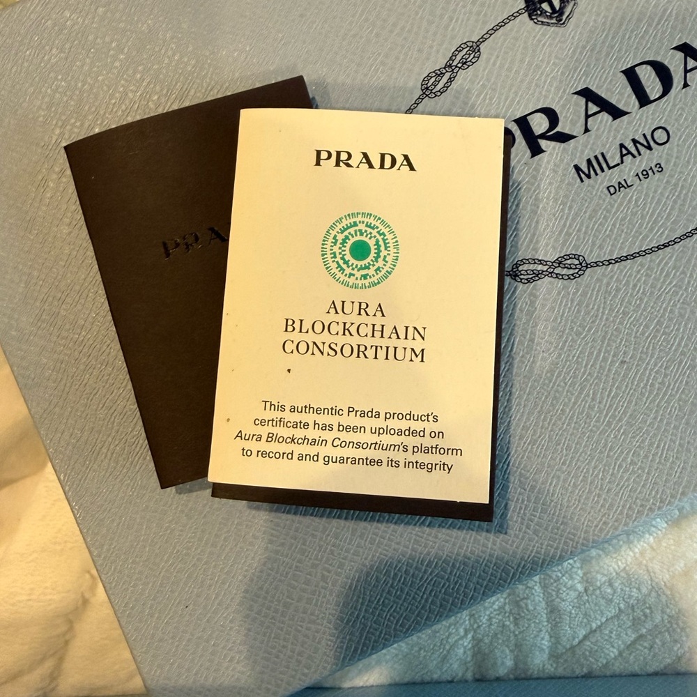 Prada slides size 7.5 - Picture 8 of 9